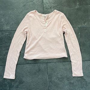 Cropped Light Pink Long Sleeve Top in Small